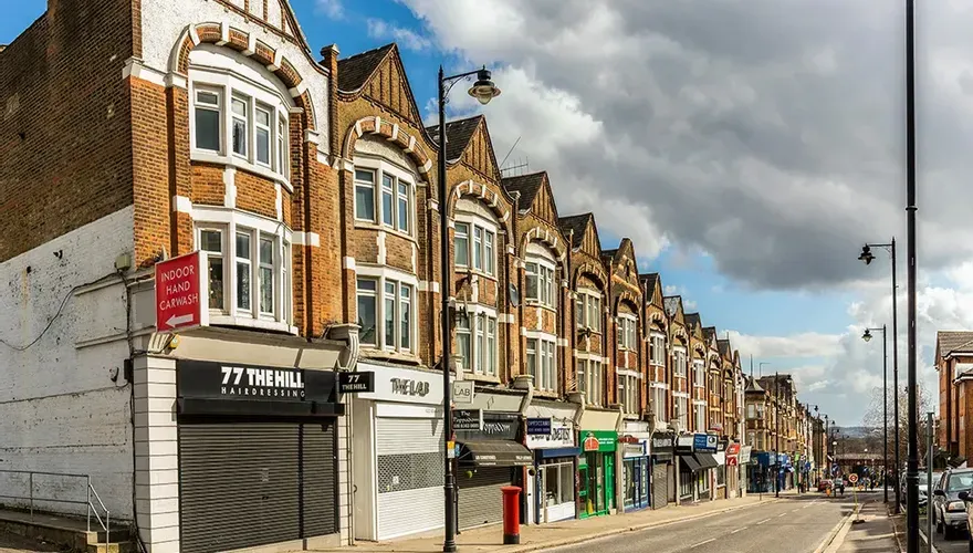 What are the Attractions of Living in Enfield? 