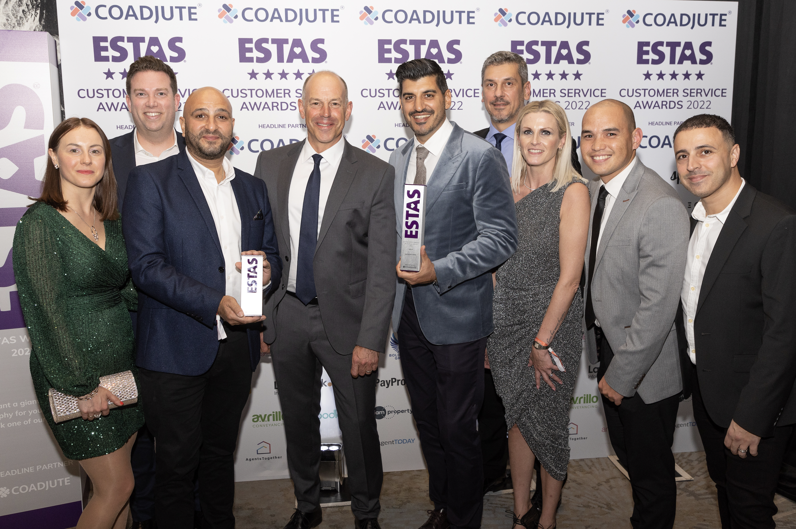 PHIL SPENCER ANNOUNCES TOP AGENTS FOR CUSTOMER SERVICE IN THE UK