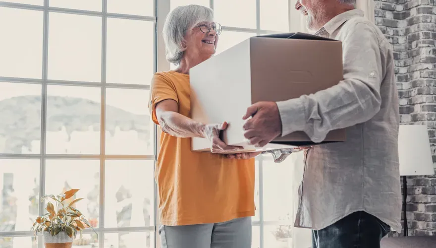 What Stays with a House When You Sell It — And What Can You Take with You?